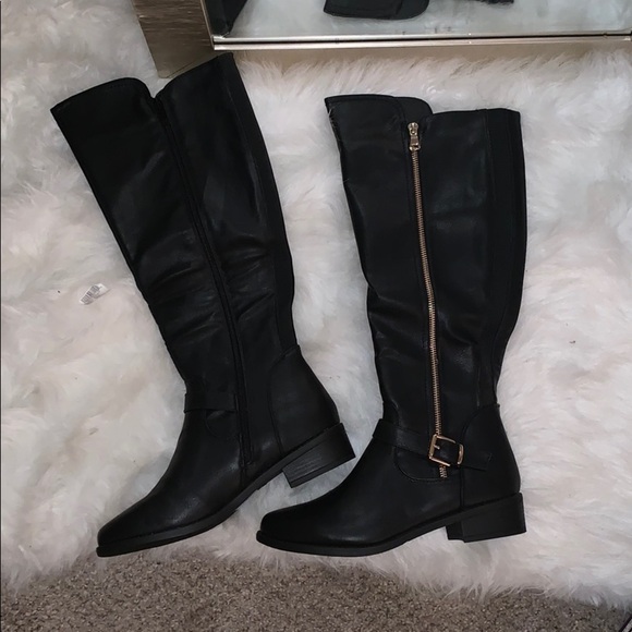 Top Moda Winston Black Boots with Gold Zipper - Picture 1 of 3